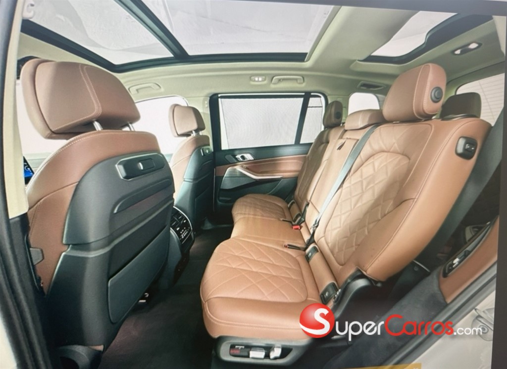 2024 BMW X 7 XDRIVE 40i — foto 4 / 12