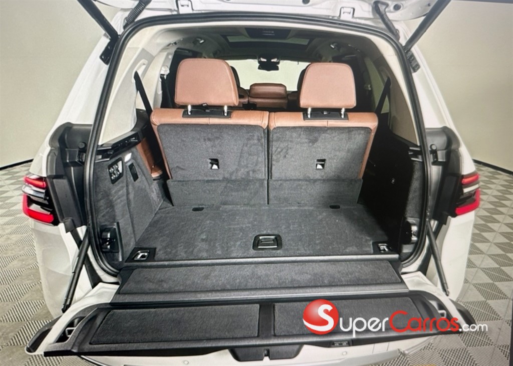 2024 BMW X 7 XDRIVE 40i — foto 5 / 12