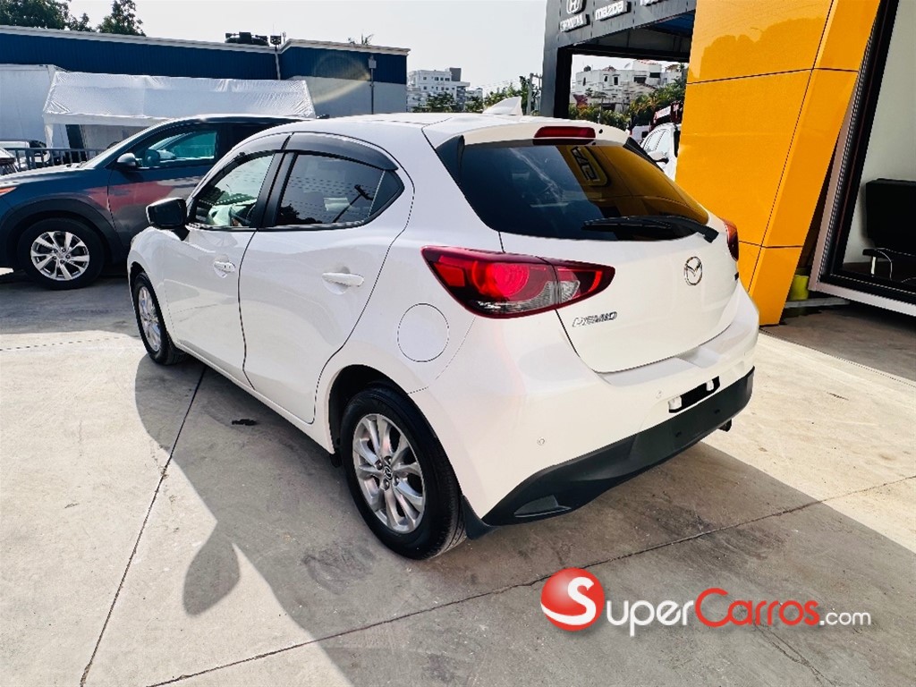 2020 Mazda Demio Sport — foto 5 / 12
