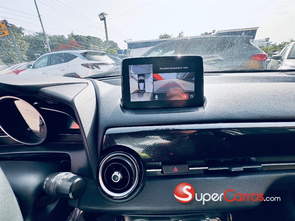 2020 Mazda Demio Sport — foto 10 / 12