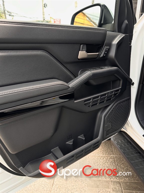 2025 Toyota 4 Runner Limited — foto 7 / 12