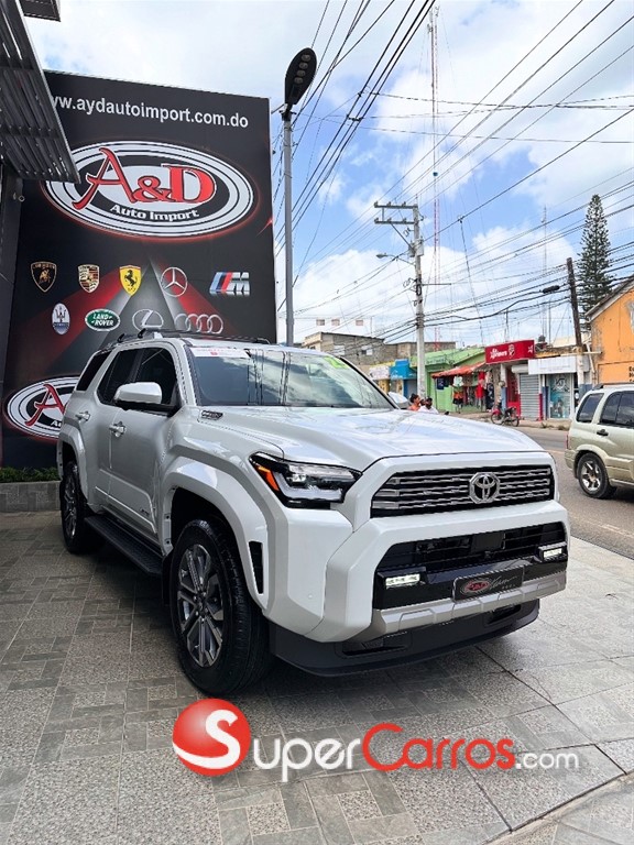 2025 Toyota 4 Runner Limited — foto 11 / 12