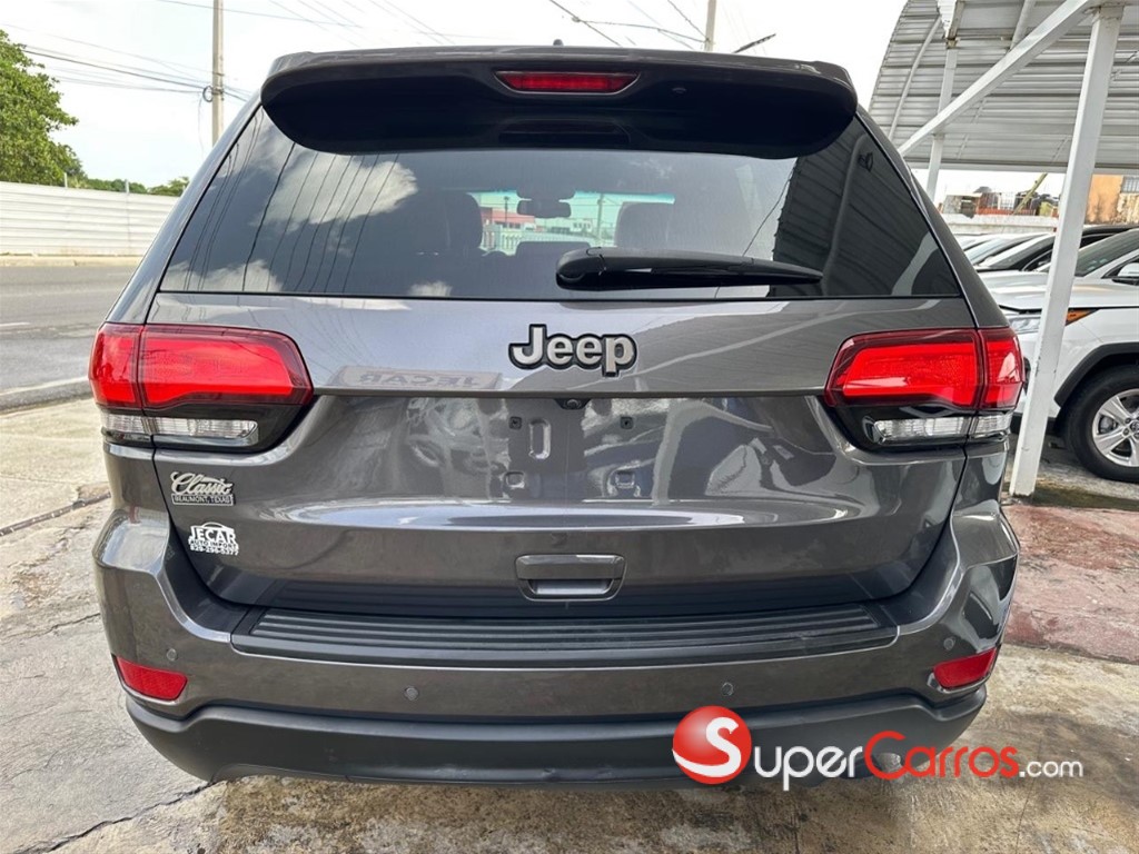 2016 Jeep Grand Cherokee 75 ANIVERSARIO — foto 6 / 10