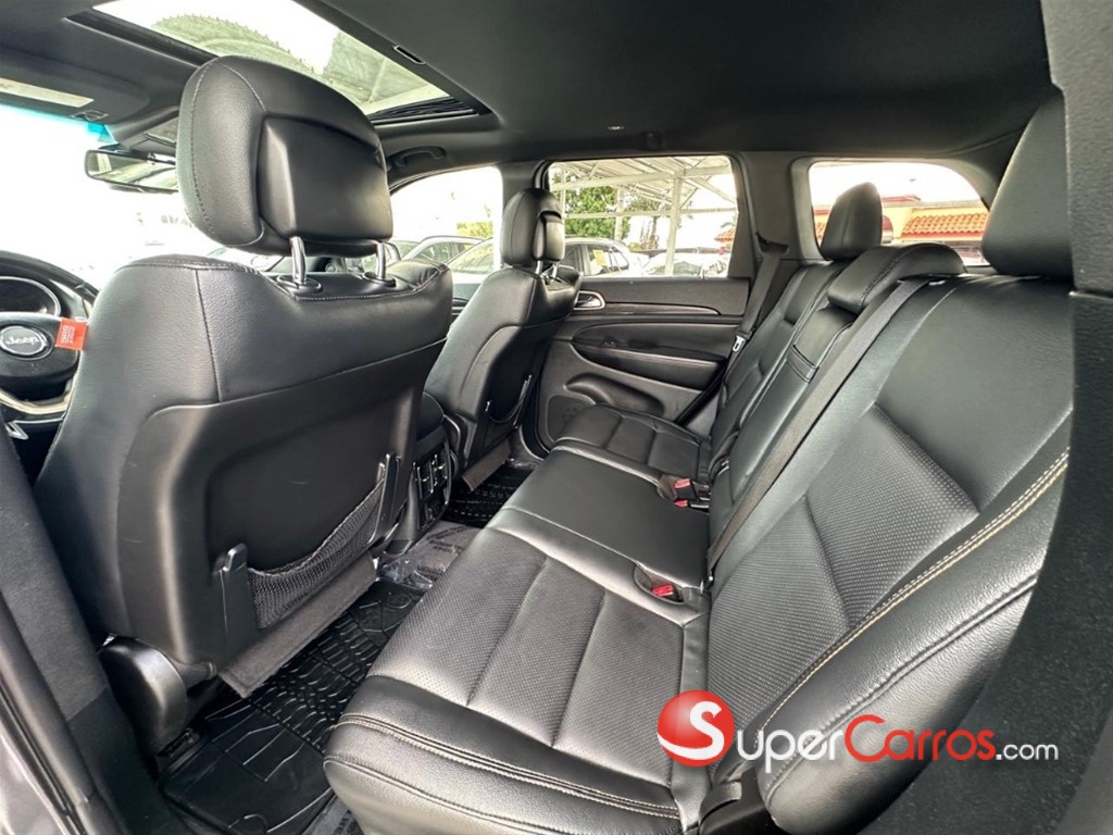 2016 Jeep Grand Cherokee 75 ANIVERSARIO — foto 7 / 10