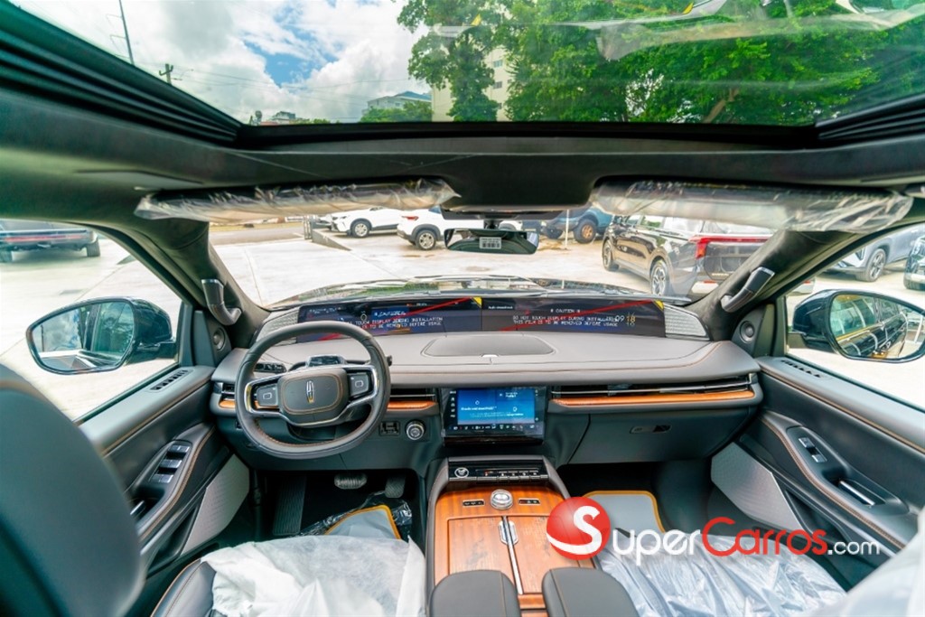 2025 Lincoln Navigator Black Label — foto 6 / 10