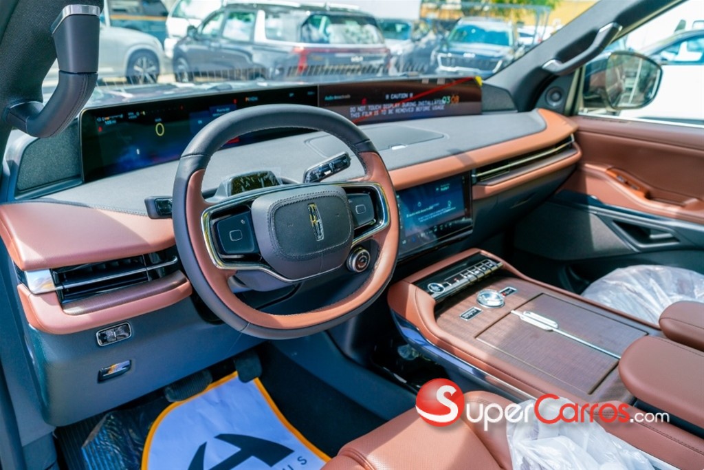 2025 Lincoln Navigator Reserve I — foto 3 / 9