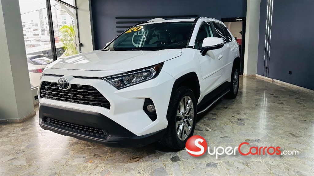 2020 Toyota RAV4 XLE Premium — foto 2 / 9