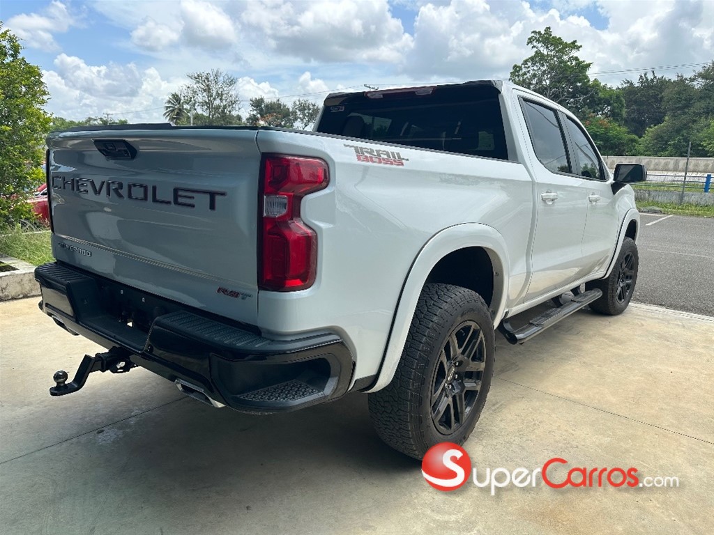 2023 Chevrolet Silverado 1500 RST — foto 4 / 12