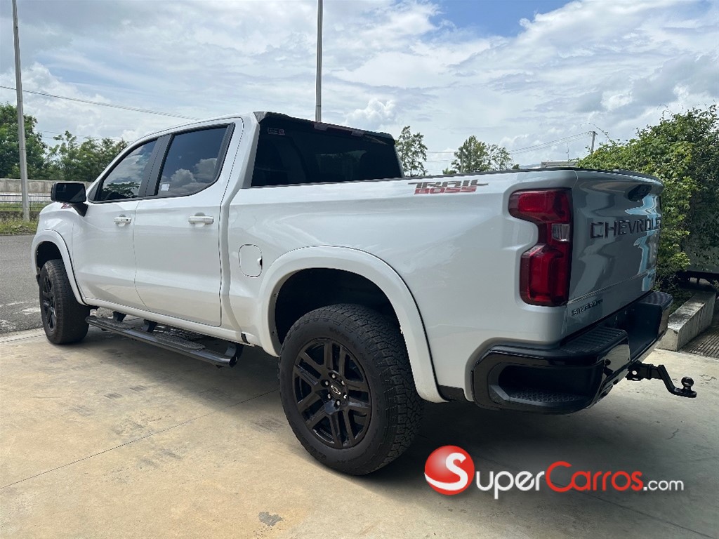 2023 Chevrolet Silverado 1500 RST — foto 6 / 12