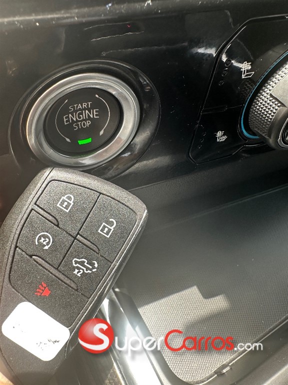 2023 Chevrolet Silverado 1500 RST — foto 10 / 12