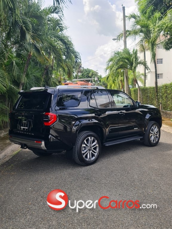 2026 Toyota 4 Runner Limited — foto 4 / 8