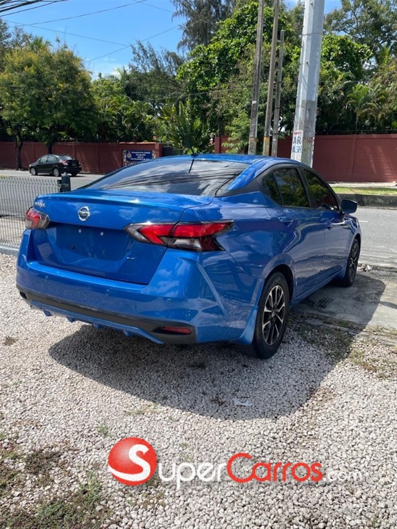 2021 Nissan Versa Sense — foto 3 / 8