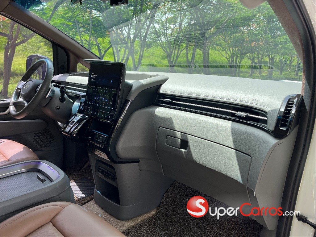 2022 Hyundai Staria — foto 10 / 11