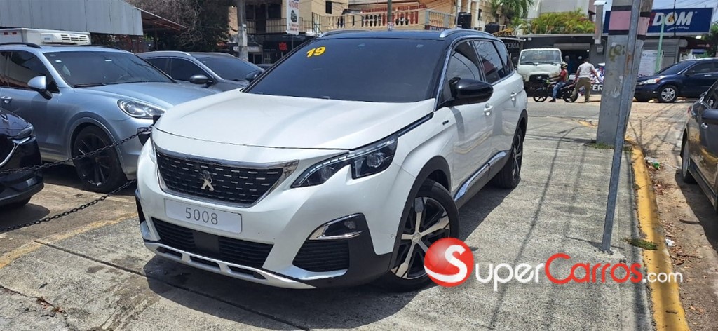 2019 Peugeot 5008 GT Line