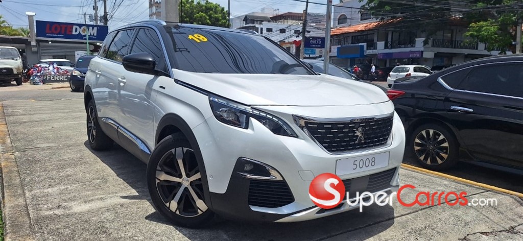 2019 Peugeot 5008 GT Line — foto 2 / 10