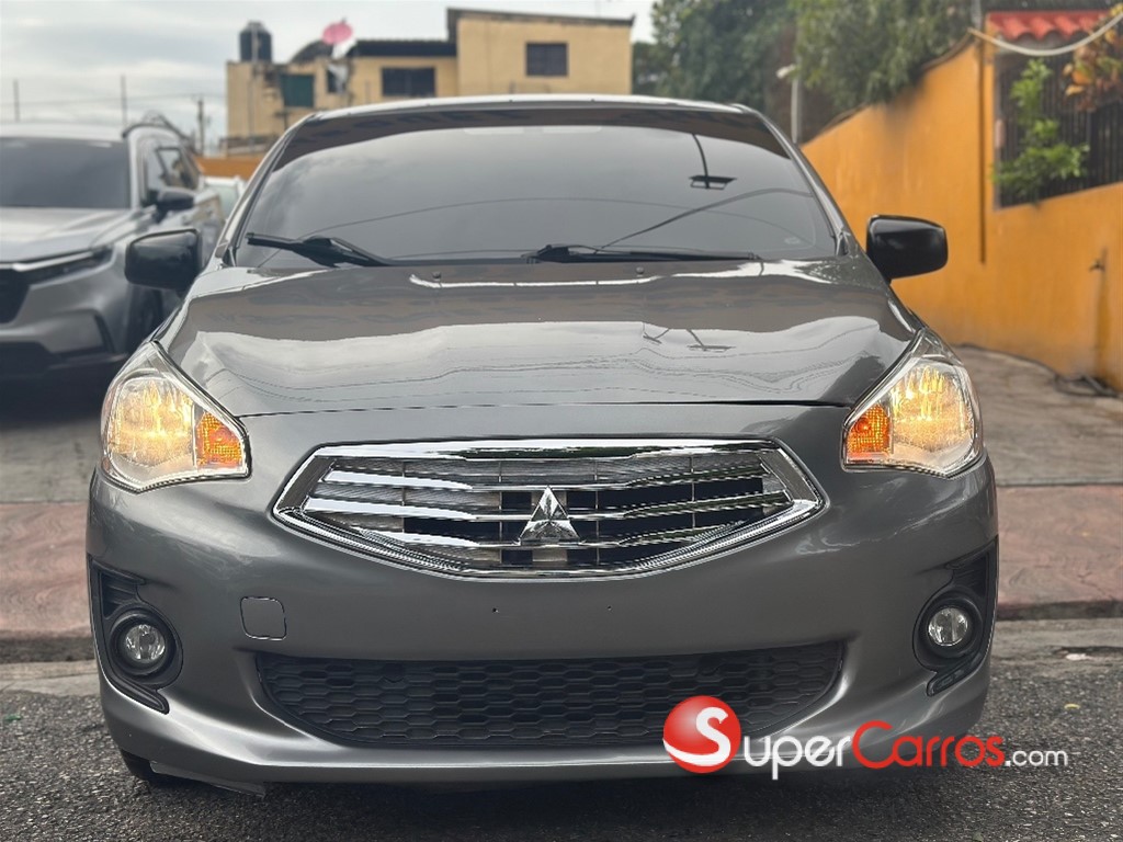 2020 Mitsubishi Motors Mirage G4 — foto 2 / 8