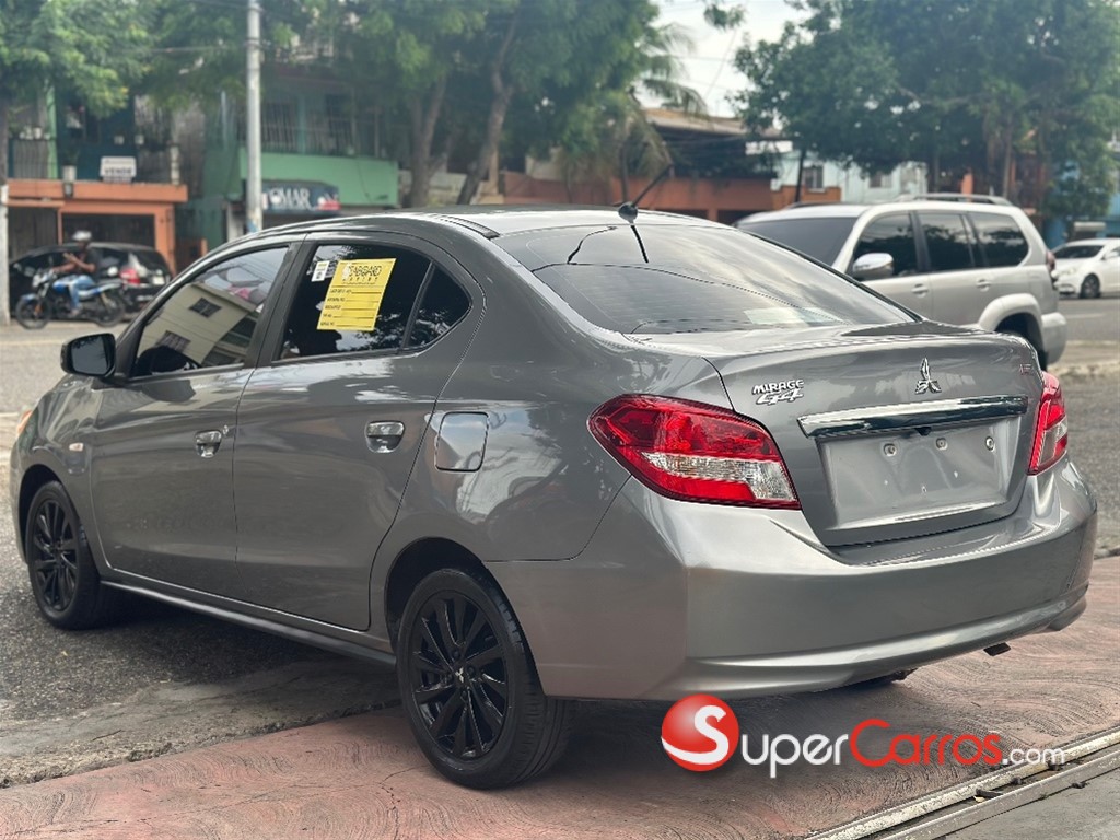 2020 Mitsubishi Motors Mirage G4 — foto 7 / 8