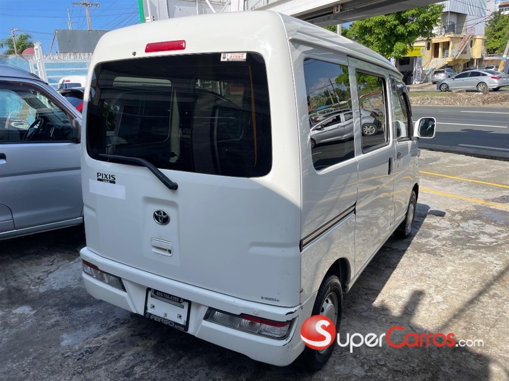2021 Toyota Pixis — foto 6 / 10