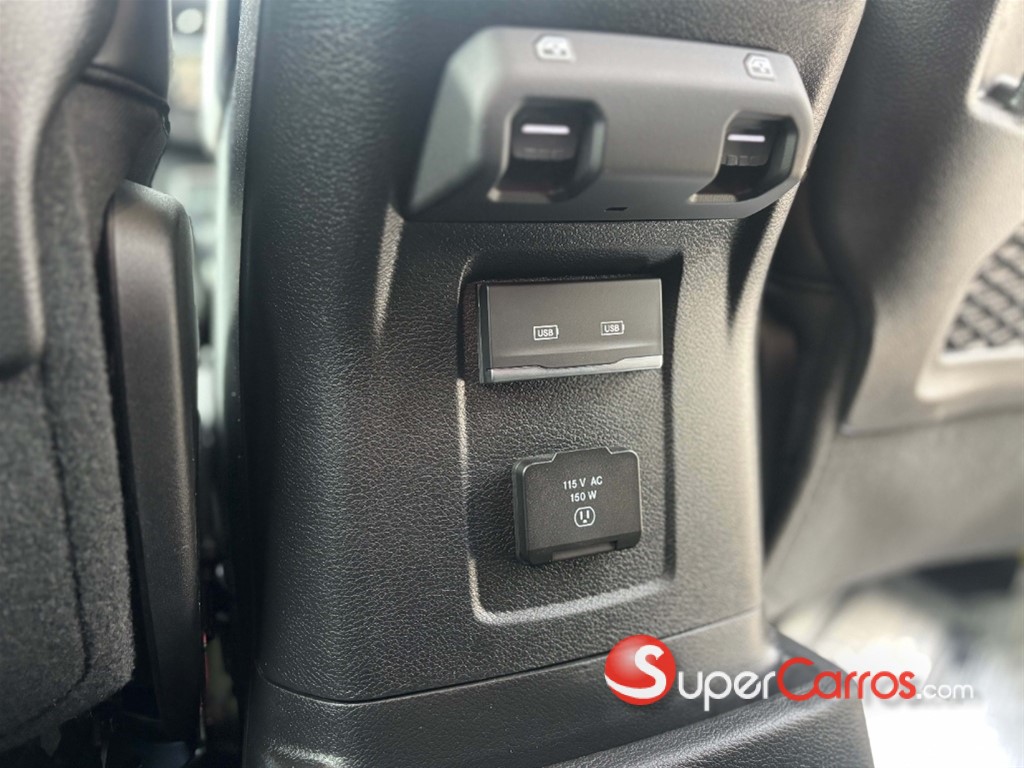 2025 Jeep Wrangler Rubicon — foto 8 / 10