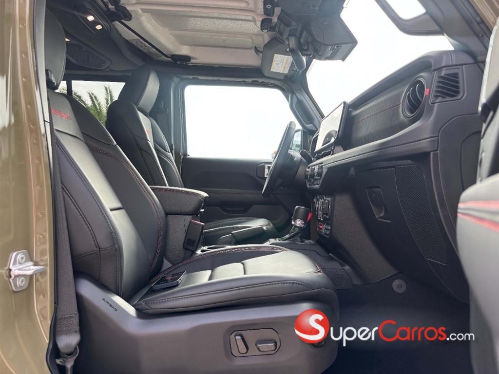 2025 Jeep Wrangler Rubicon — foto 9 / 10