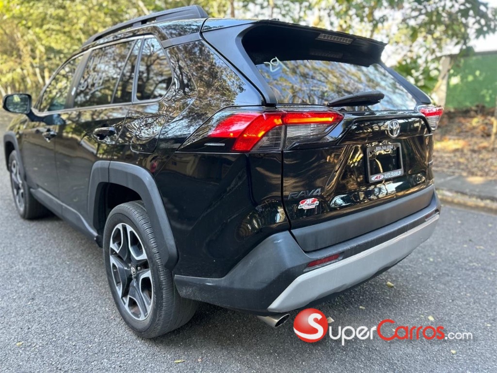 2020 Toyota RAV4 Adventure — foto 6 / 8