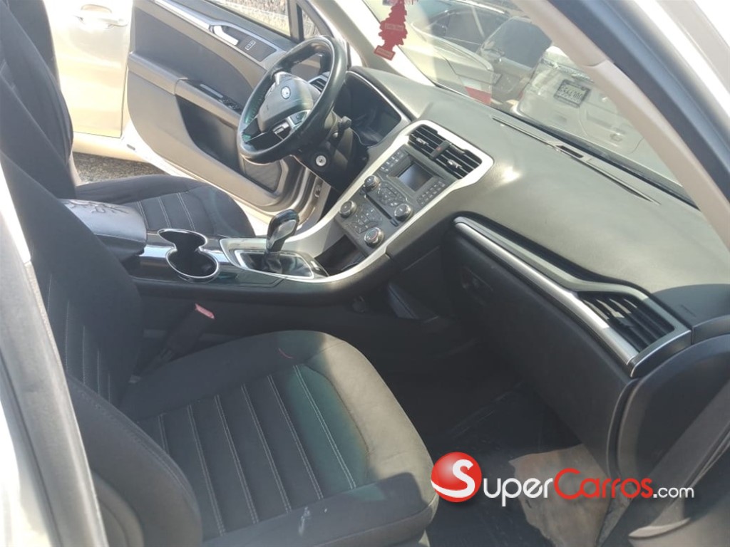 2014 Ford Fusion — foto 2 / 10