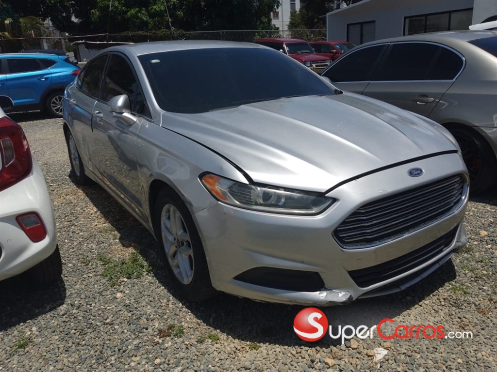 2014 Ford Fusion — foto 9 / 10