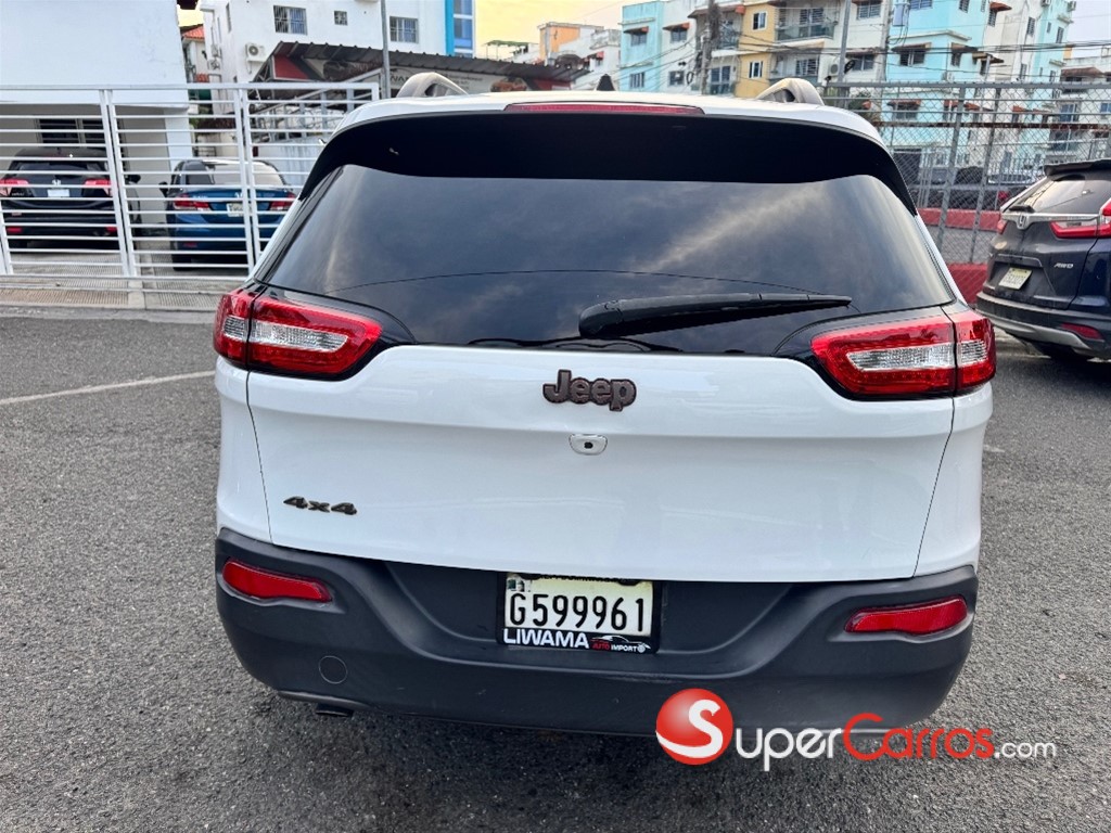 2017 Jeep Cherokee Limited — foto 4 / 12
