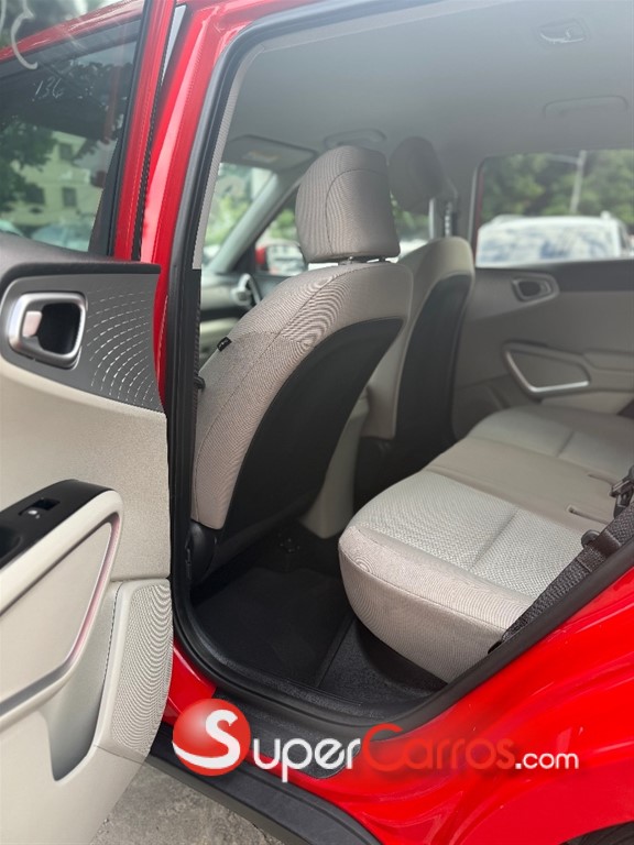 2020 Kia Soul LX — foto 7 / 10
