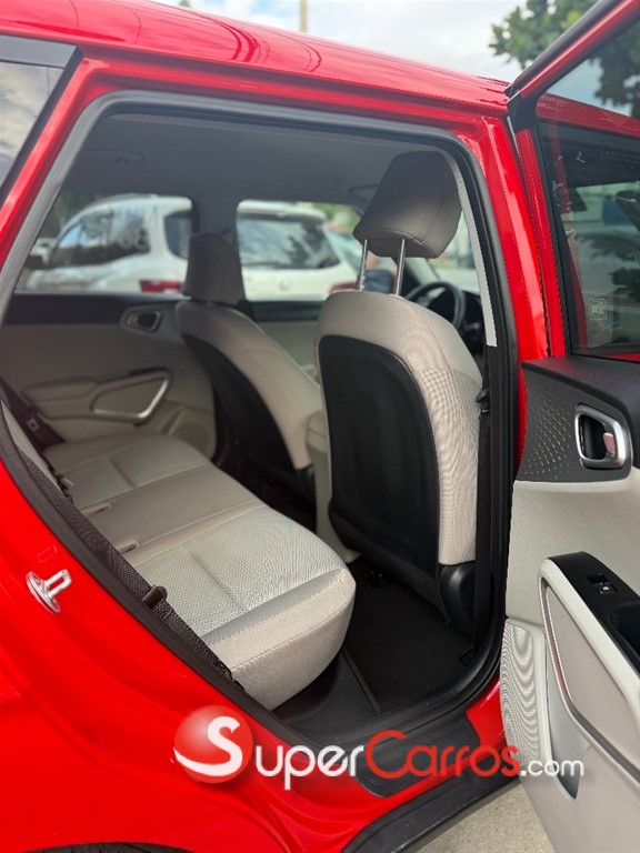 2020 Kia Soul LX — foto 8 / 10