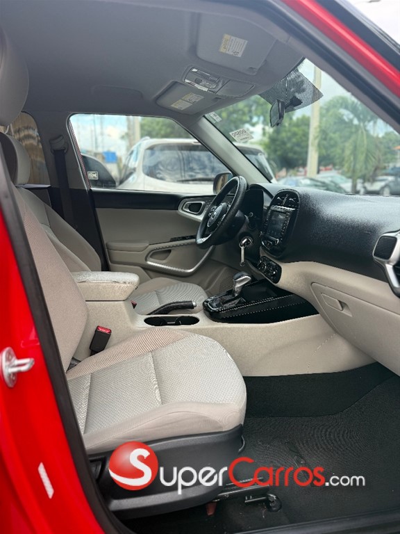 2020 Kia Soul LX — foto 9 / 10