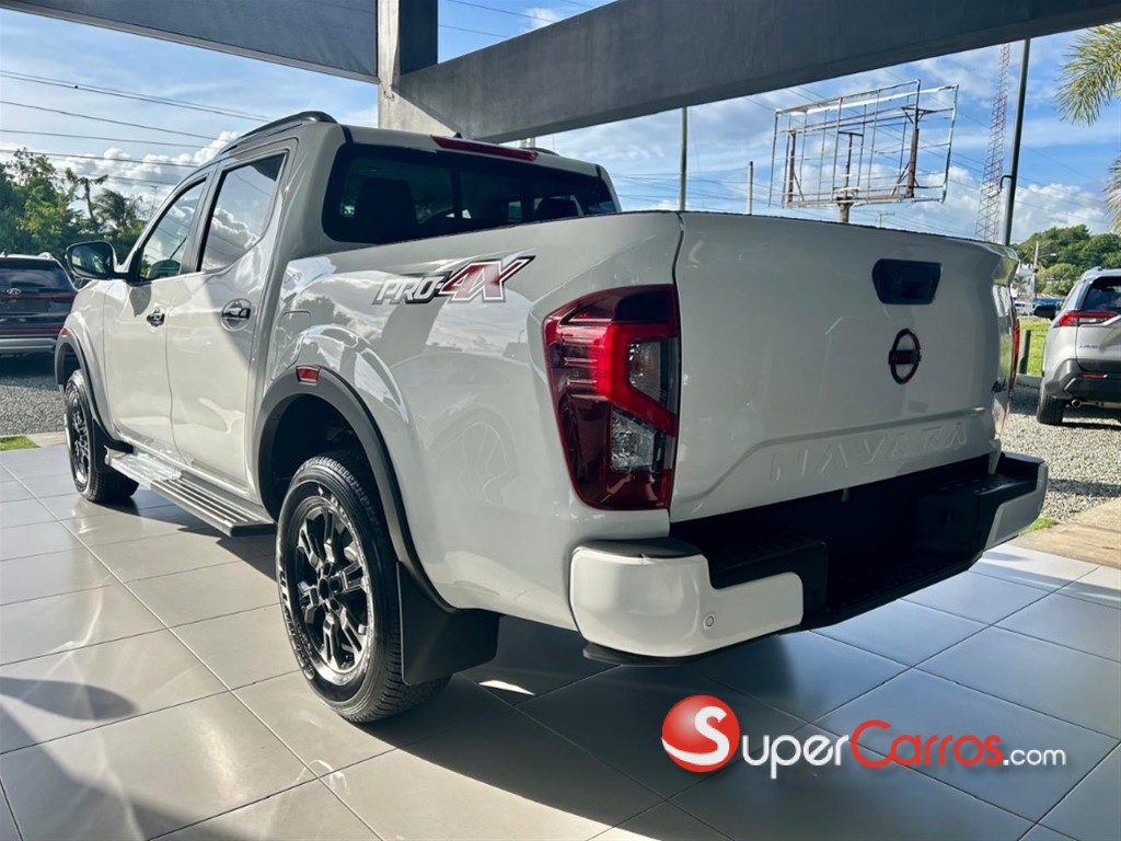 2026 Nissan Frontier Pro-4X — foto 7 / 9