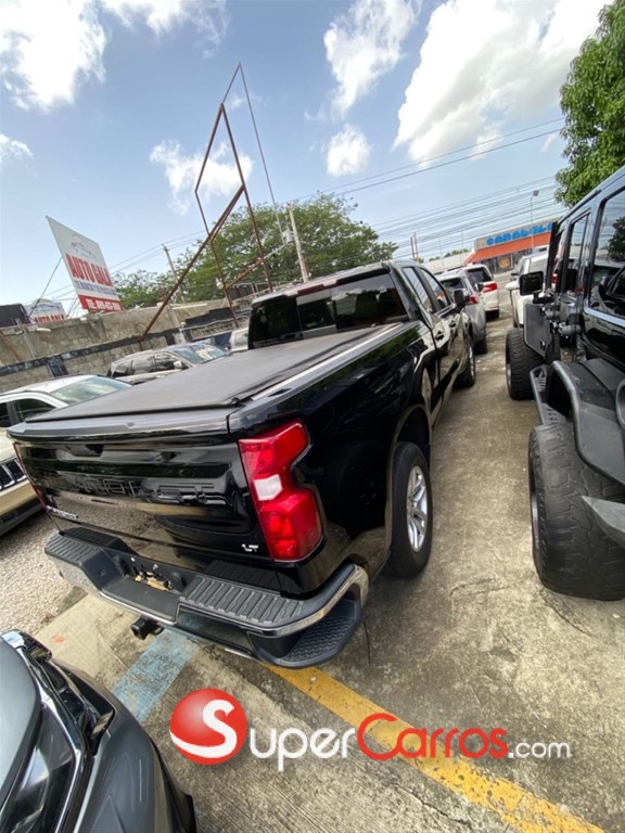 2020 Chevrolet Silverado — foto 3 / 5