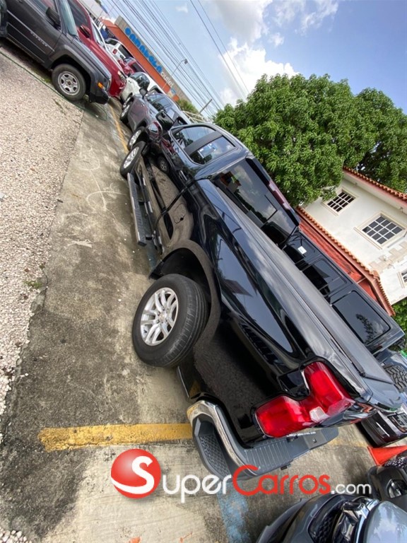 2020 Chevrolet Silverado — foto 4 / 5