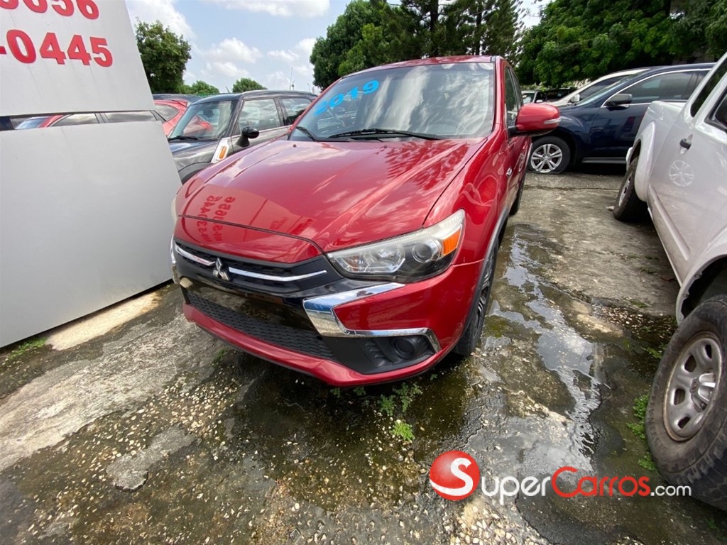 2019 Mitsubishi Motors Outlander