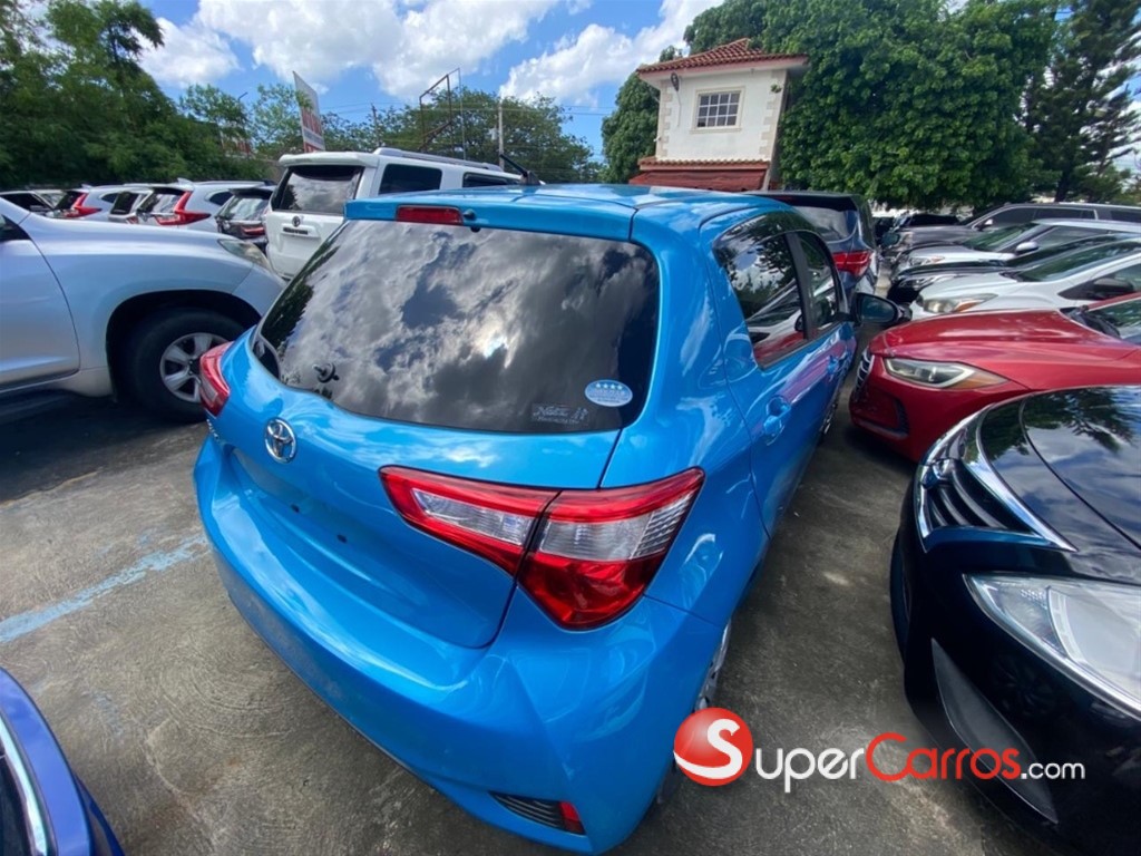 2020 Toyota VITZ