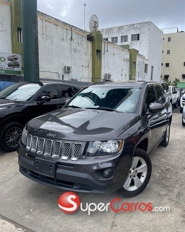 2016 Jeep Compass Latitude — foto 2 / 7