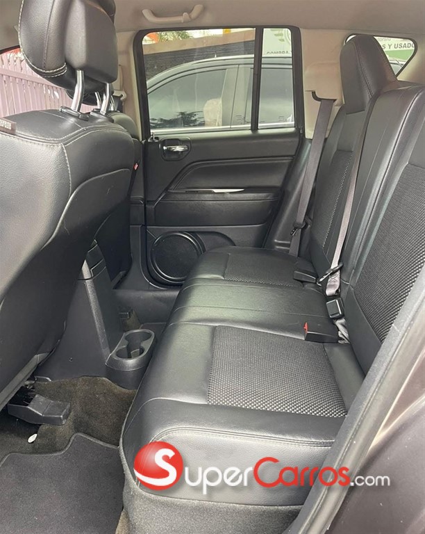 2016 Jeep Compass Latitude — foto 5 / 7
