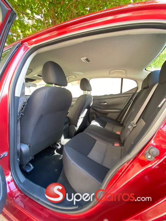 2020 Nissan Sentra SV — foto 4 / 7