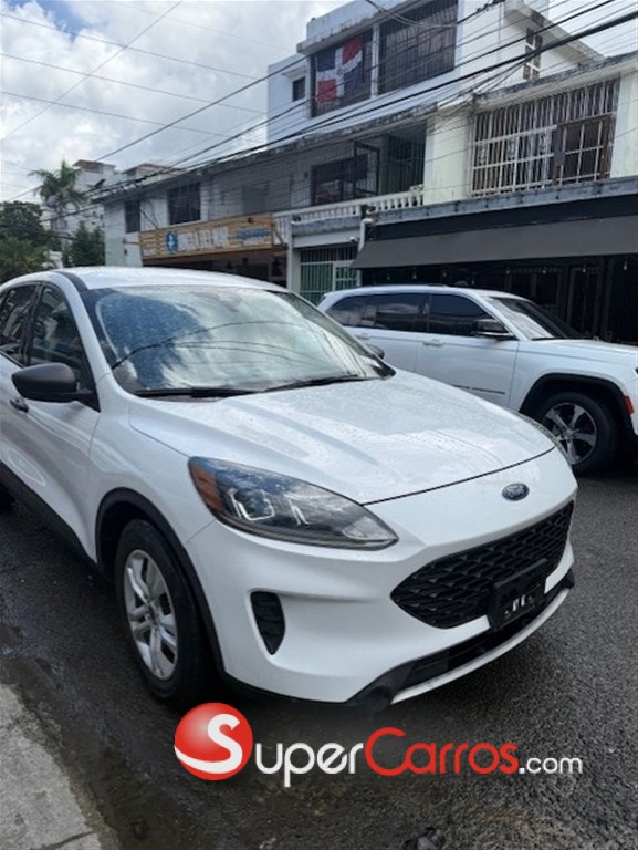 2020 Ford Escape S — foto 3 / 12