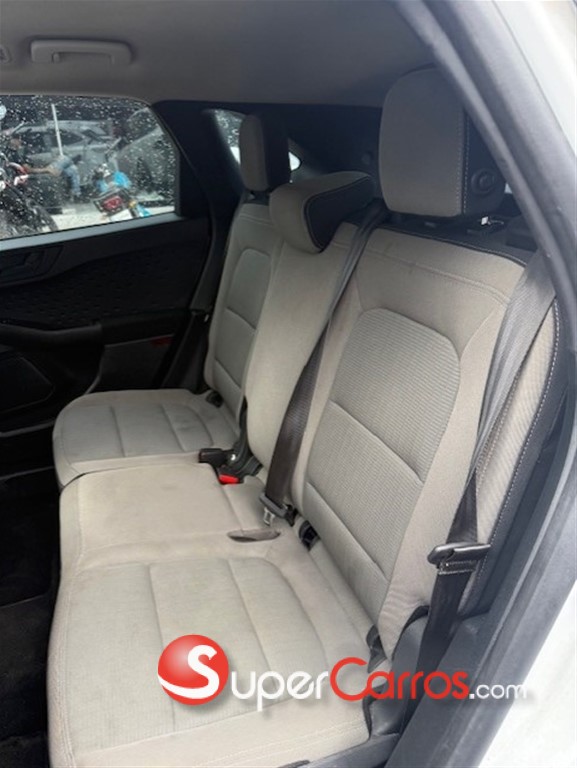 2020 Ford Escape S — foto 7 / 12