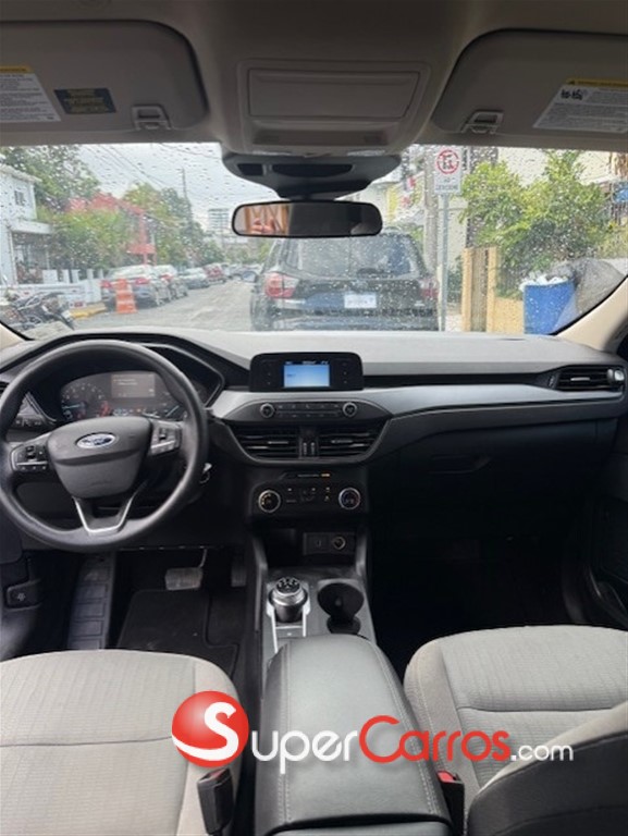 2020 Ford Escape S — foto 8 / 12