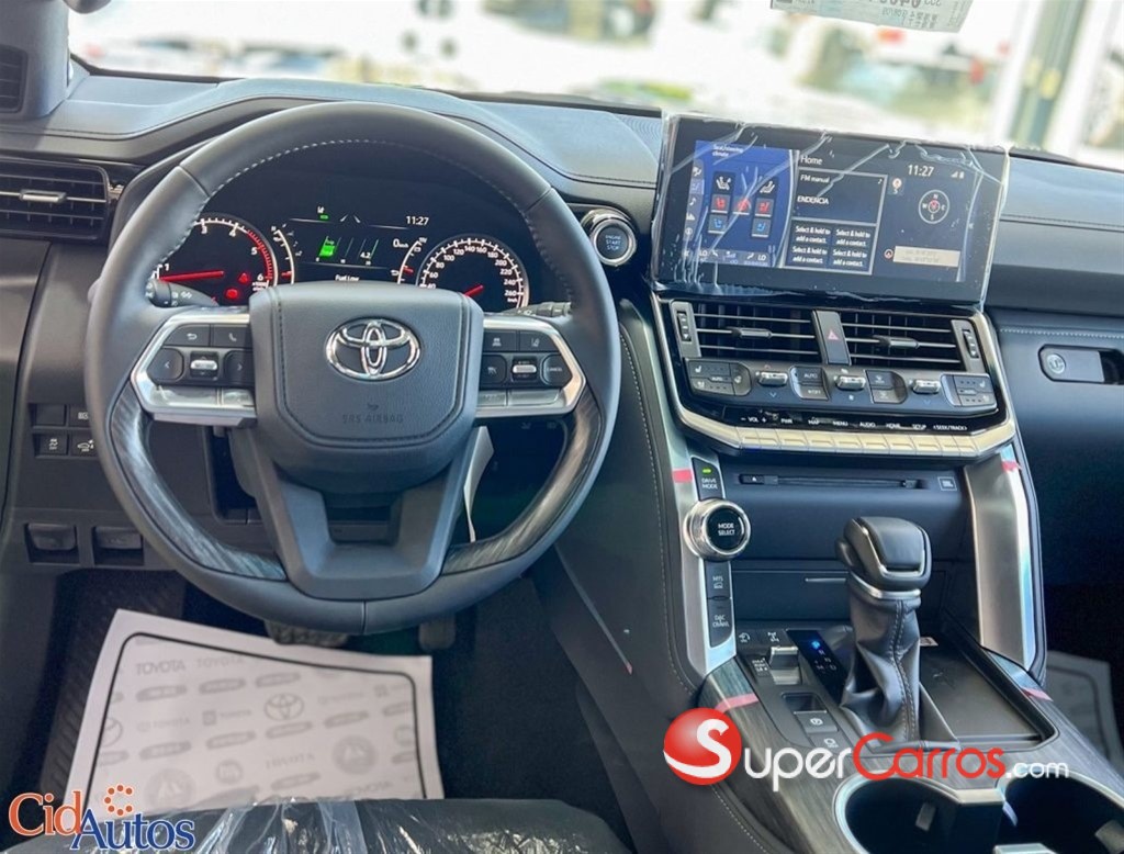 2025 Toyota Land Cruiser VXR — foto 5 / 12