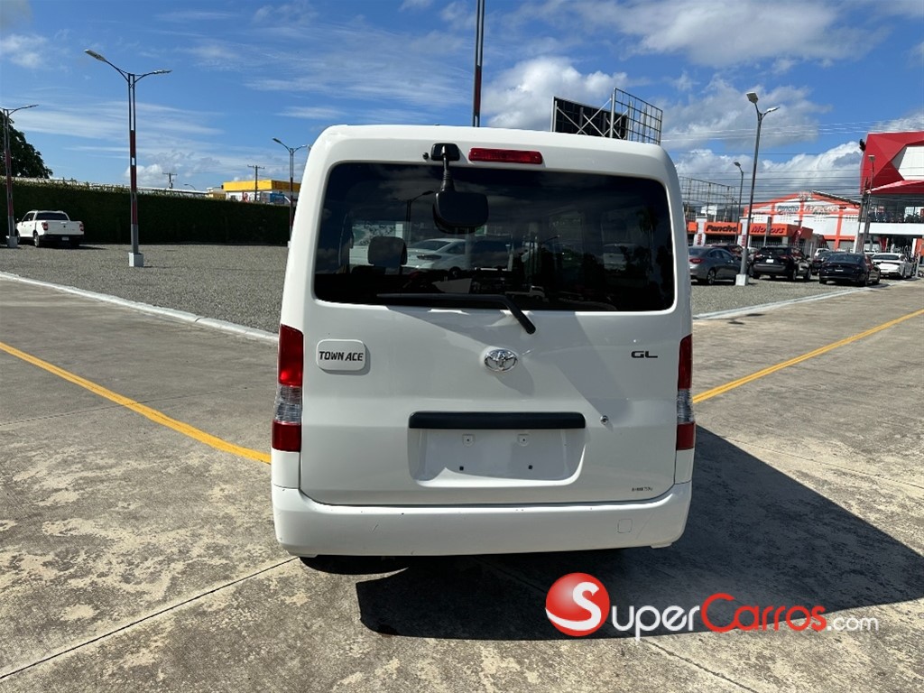 2020 Toyota Town-Ace — foto 5 / 11