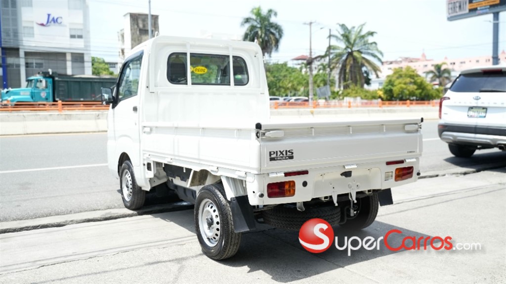 2020 Toyota Pixis — foto 4 / 7