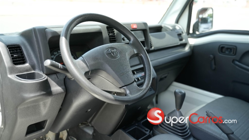 2020 Toyota Pixis — foto 6 / 7