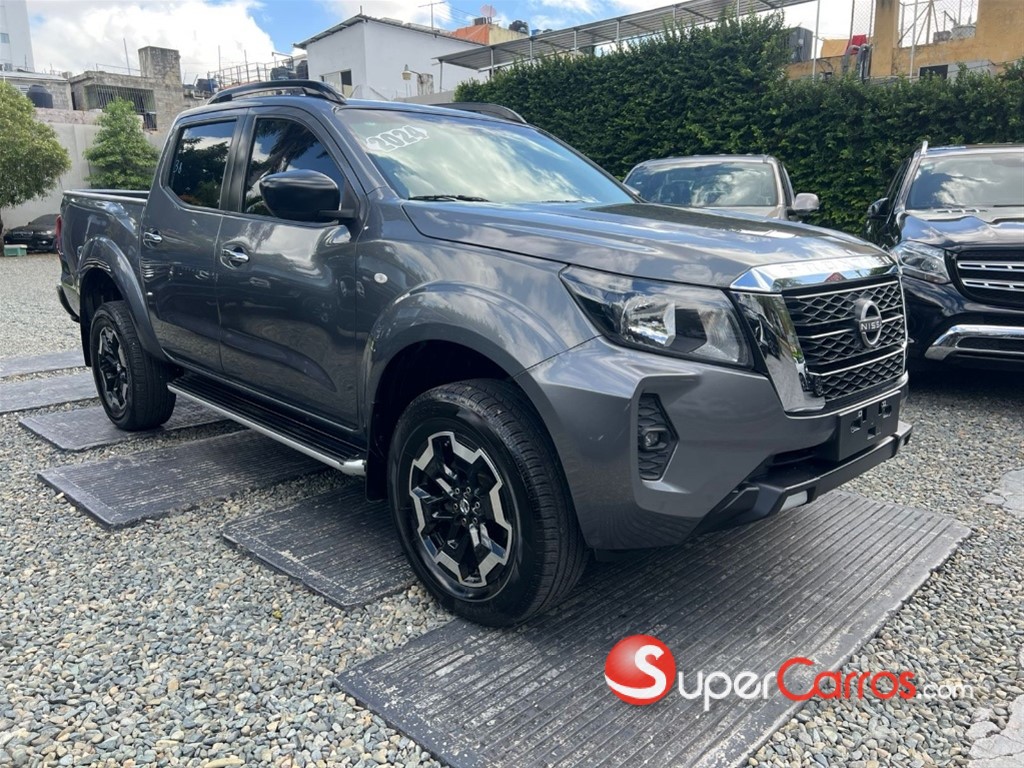 2024 Nissan Frontier — foto 2 / 7