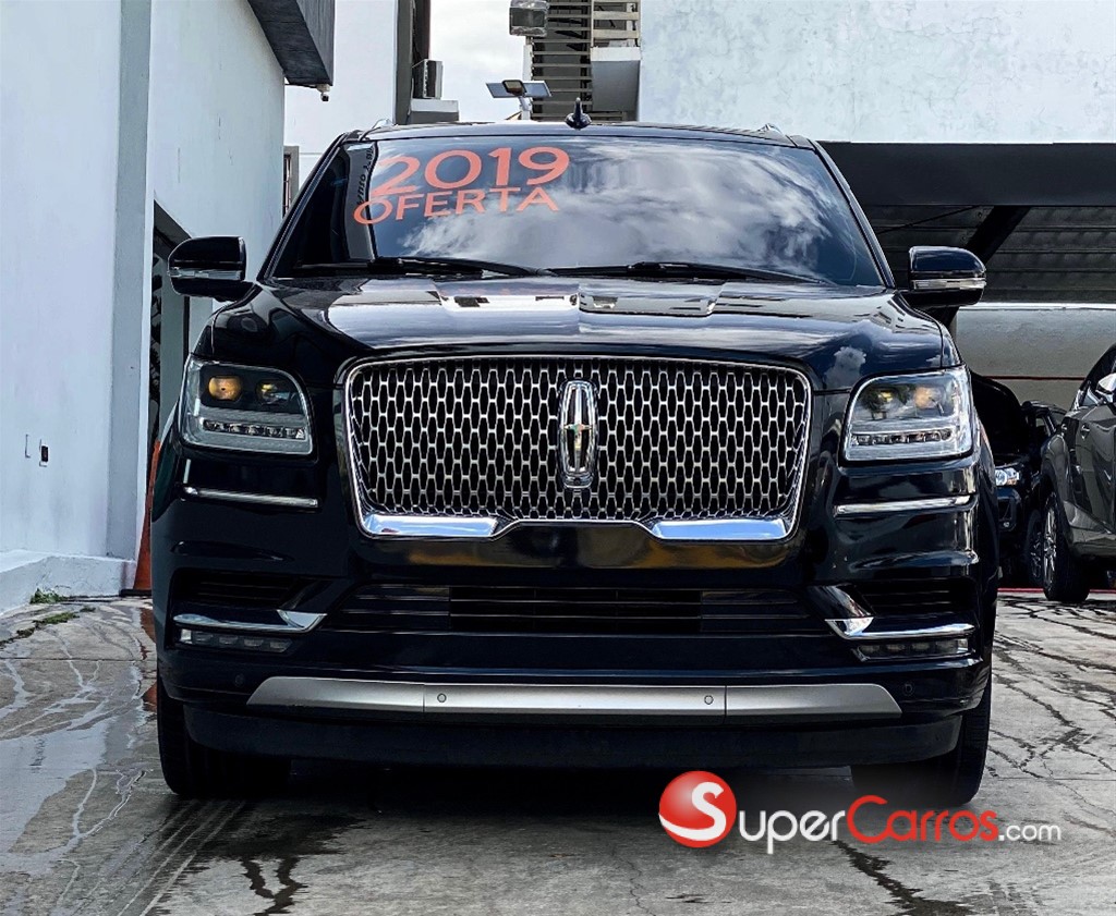 2019 Lincoln Navigator — foto 11 / 12