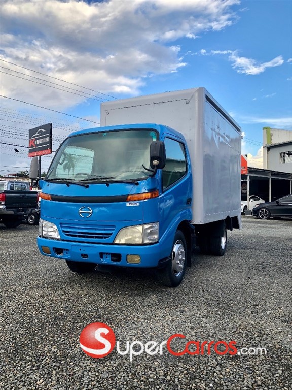 2006 Hino FG