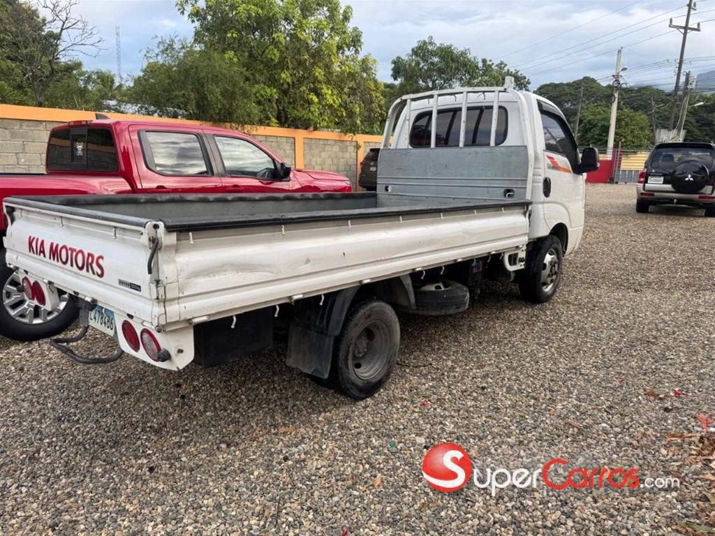 2019 Kia Bongo III — foto 4 / 6